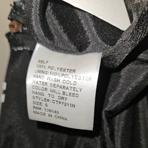 L'ATISTE NWT 2PC Set - Picture 10 of 10